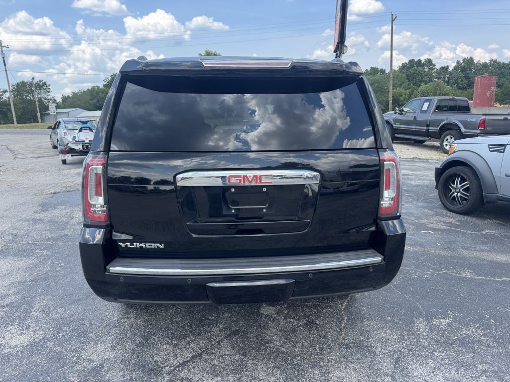 2016 GMC Yukon Image 4