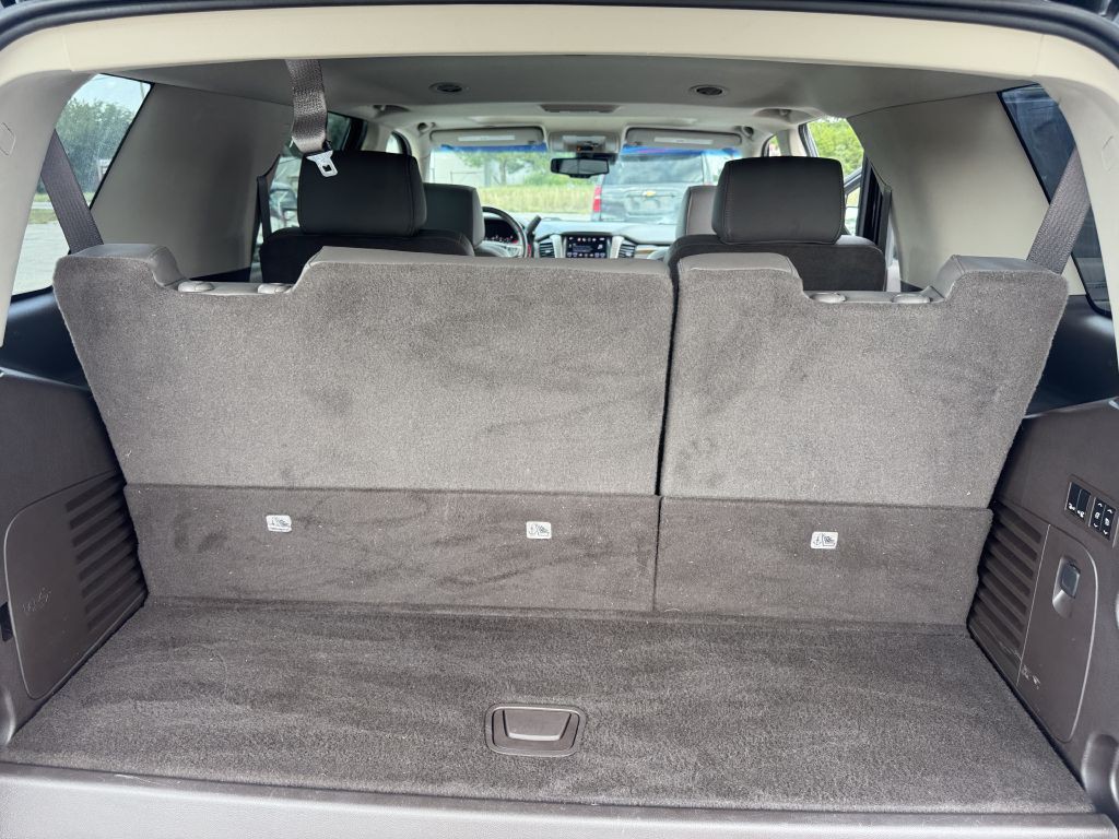 2016 GMC Yukon Image 9