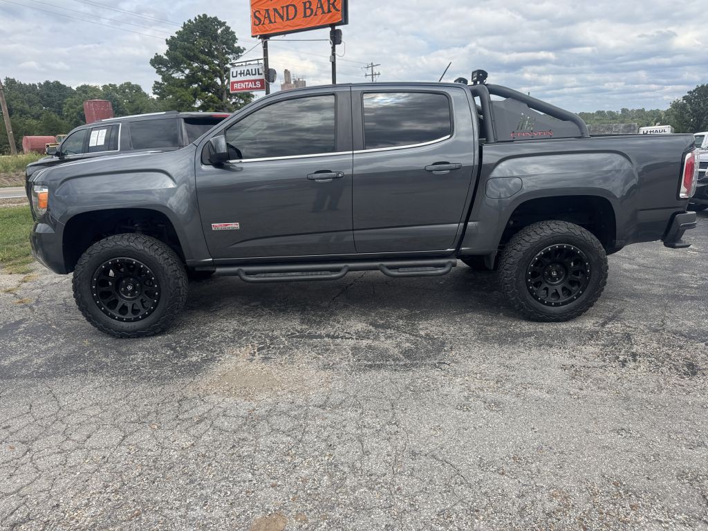 2016 GMC Canyon Image 2