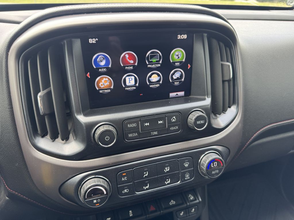 2016 GMC Canyon Image 17