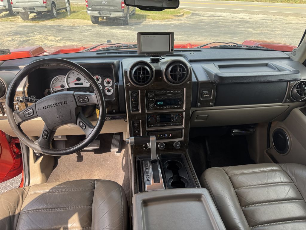2003 HUMMER H2 Image 13