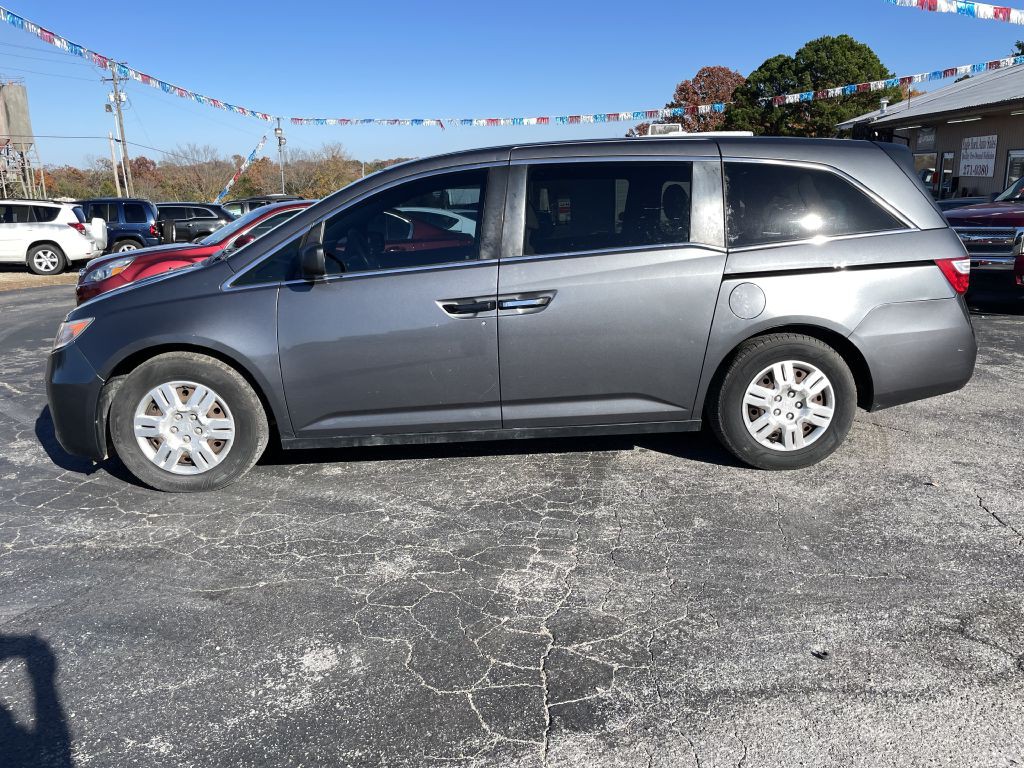 2013 Honda Odyssey Image 2