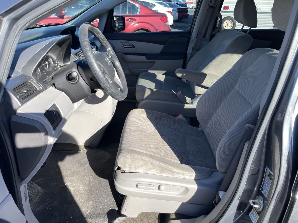 2013 Honda Odyssey Image 9