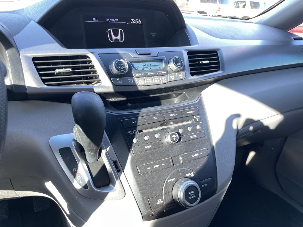 2013 Honda Odyssey Image 18