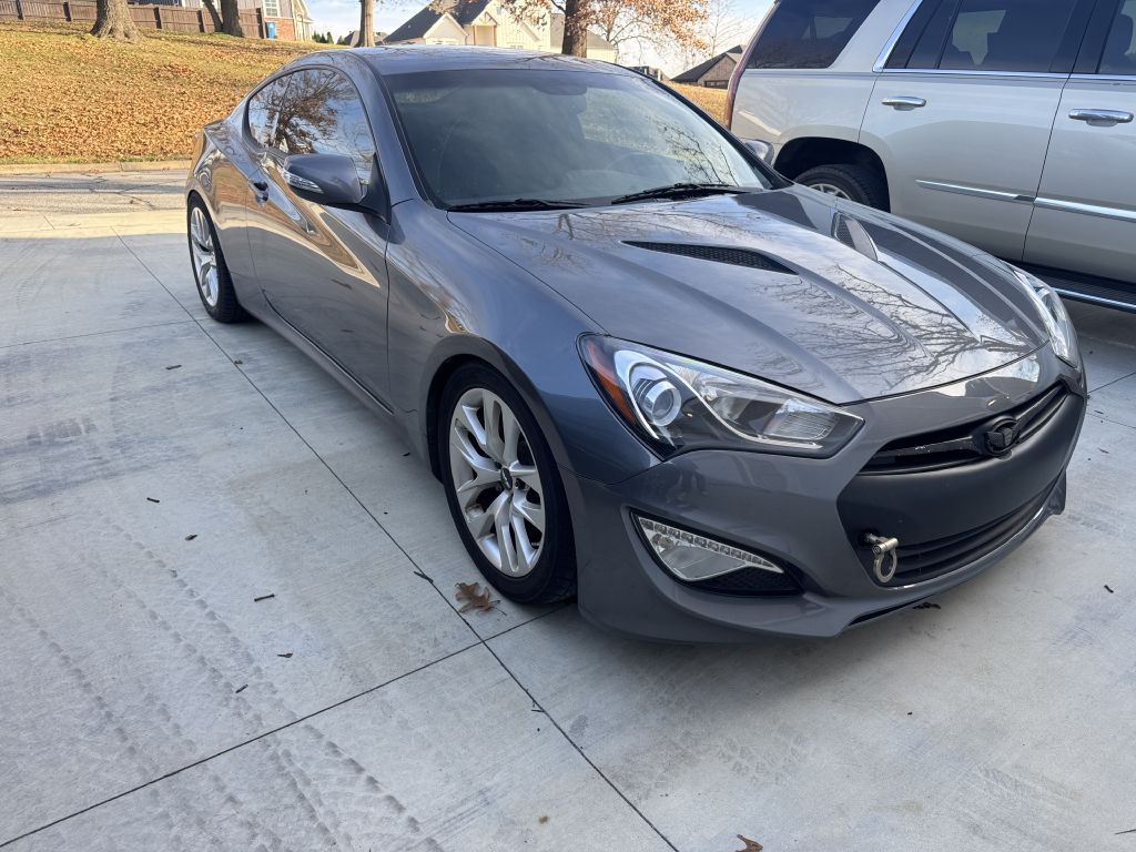 2015 Hyundai Genesis Image 5