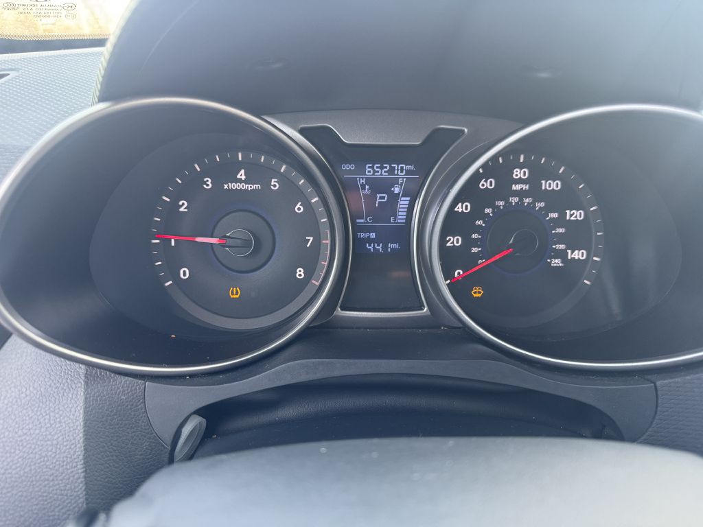 2014 Hyundai Veloster Image 14