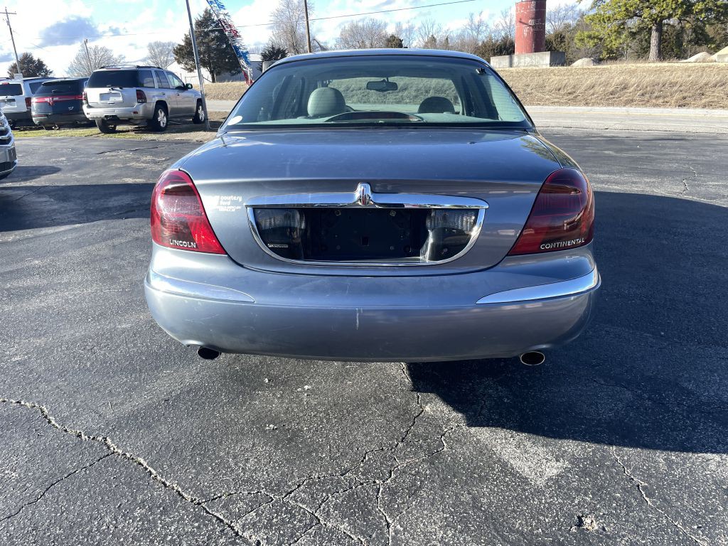 2000 Lincoln Continental Image 4