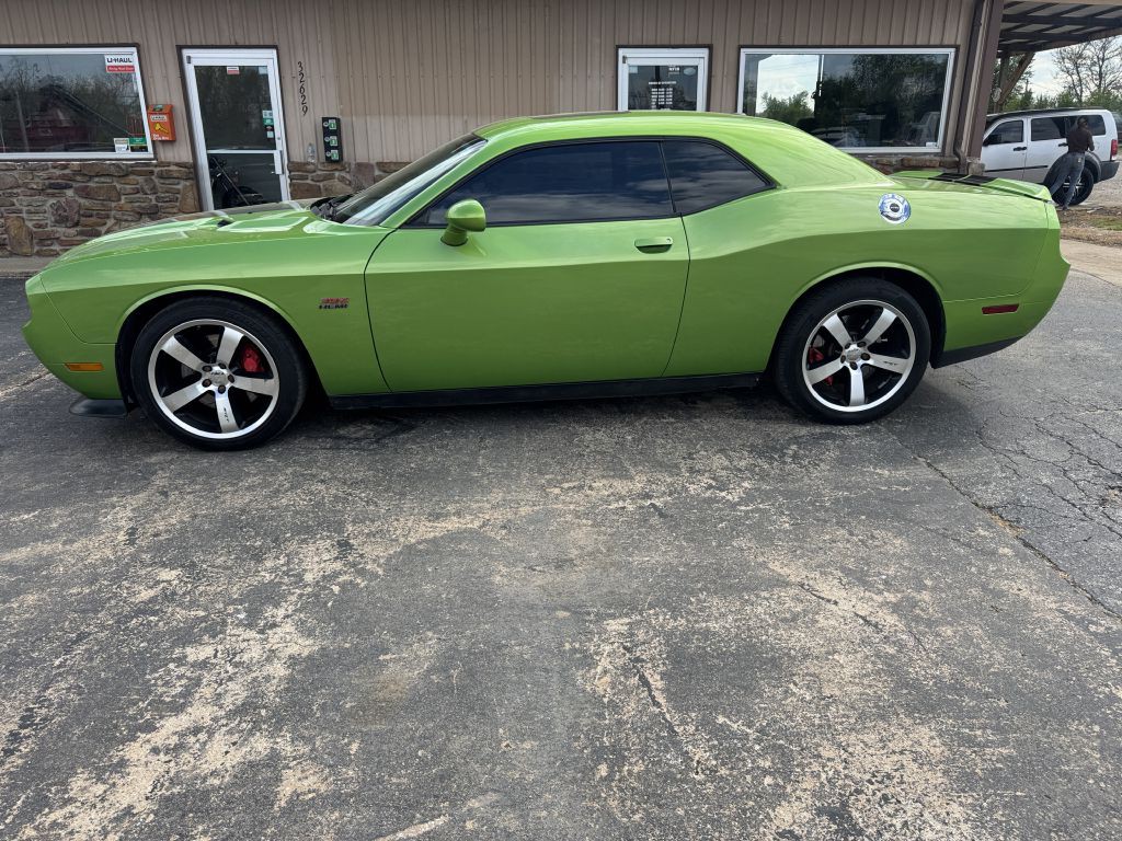 2011 Dodge Challenger Image 2
