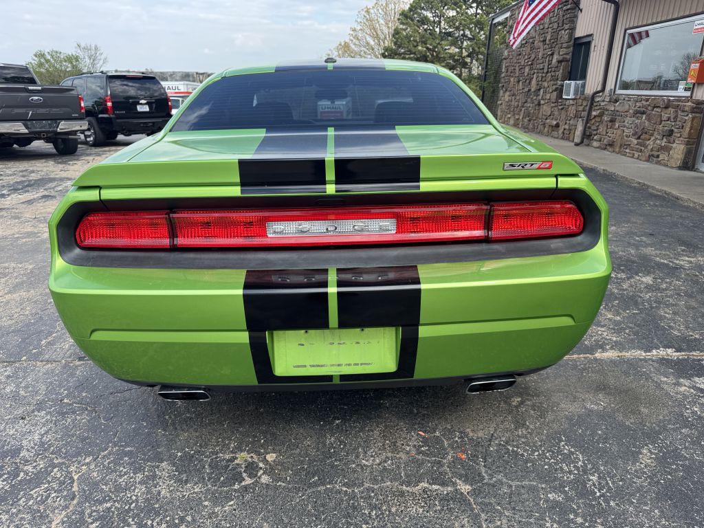 2011 Dodge Challenger Image 4