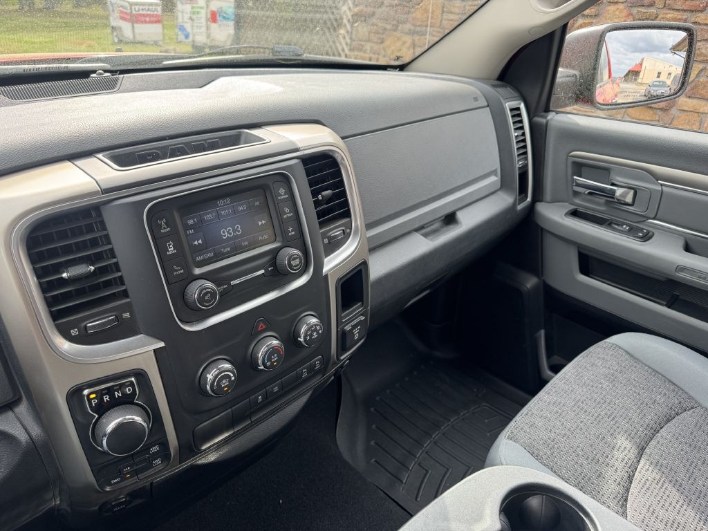 2014 RAM 1500 Image 13