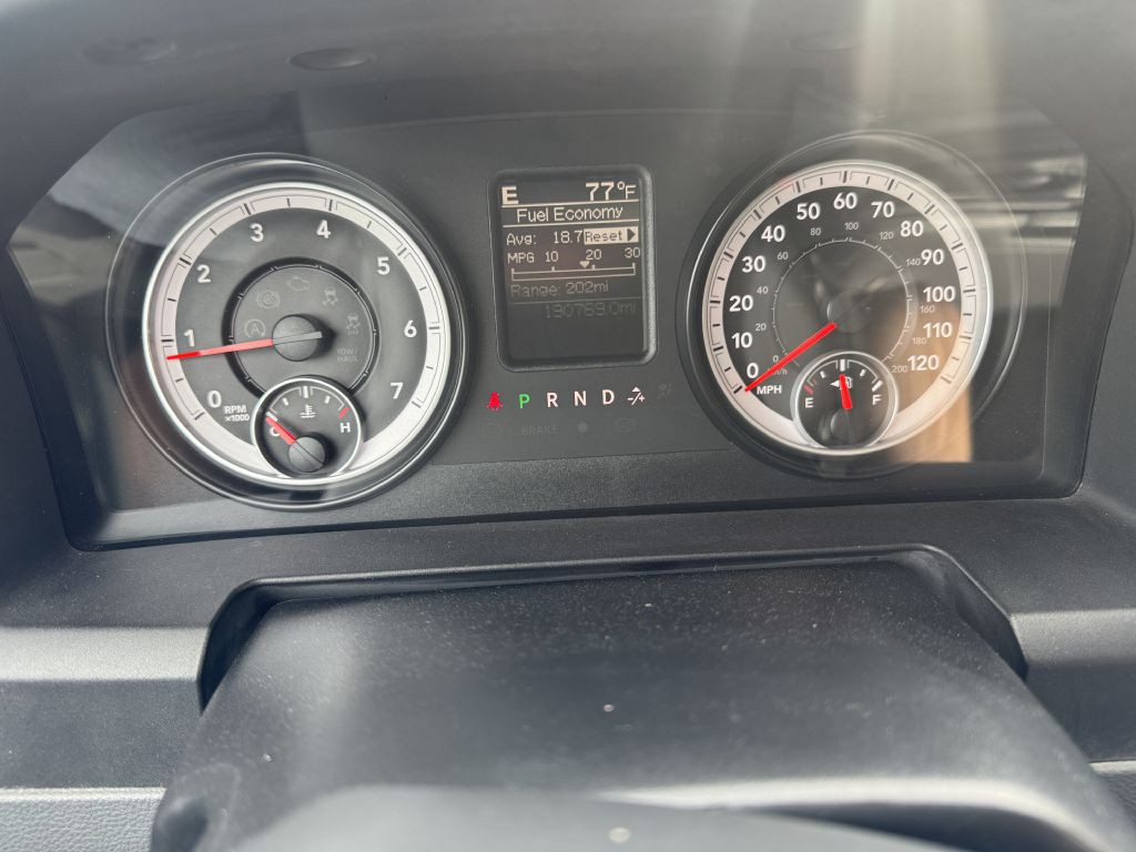 2014 RAM 1500 Image 15