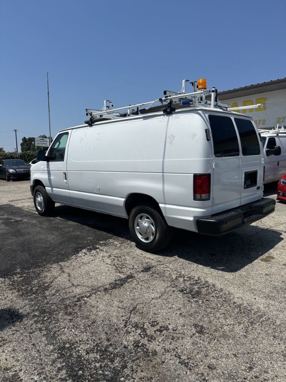 2009 Ford Econoline Image 4