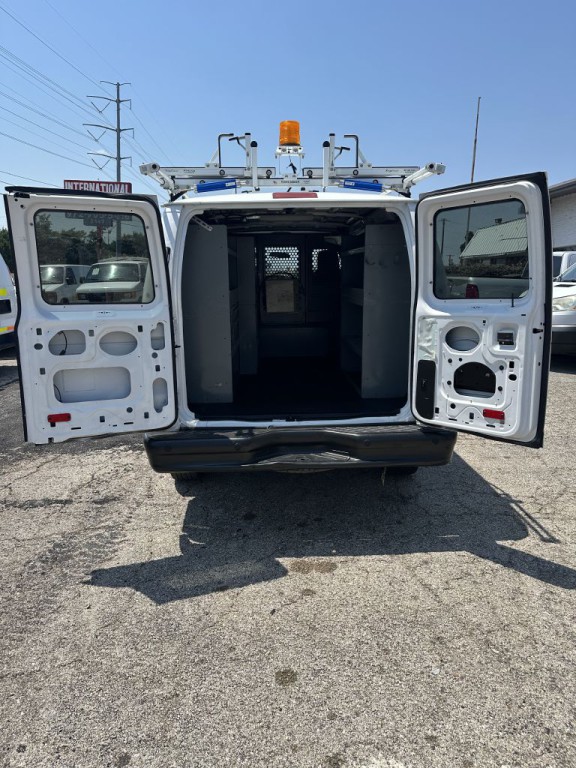 2009 Ford Econoline Image 13