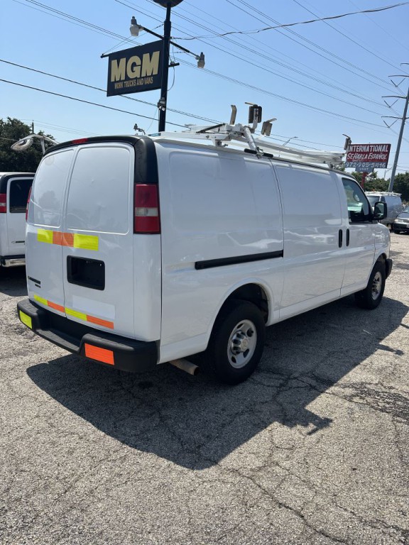 2012 Chevrolet Express Image 6