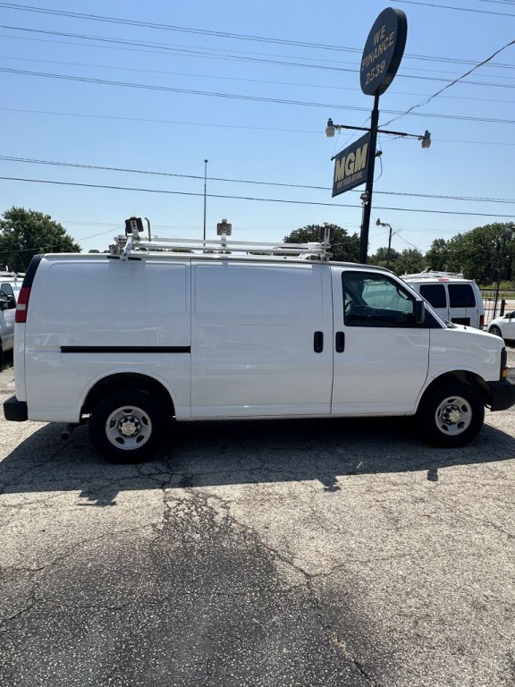 2012 Chevrolet Express Image 7