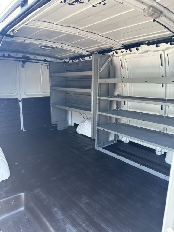2012 Chevrolet Express Image 12