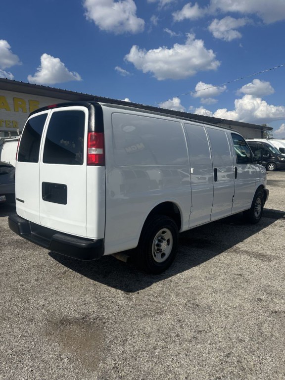 2019 Chevrolet Express Image 6