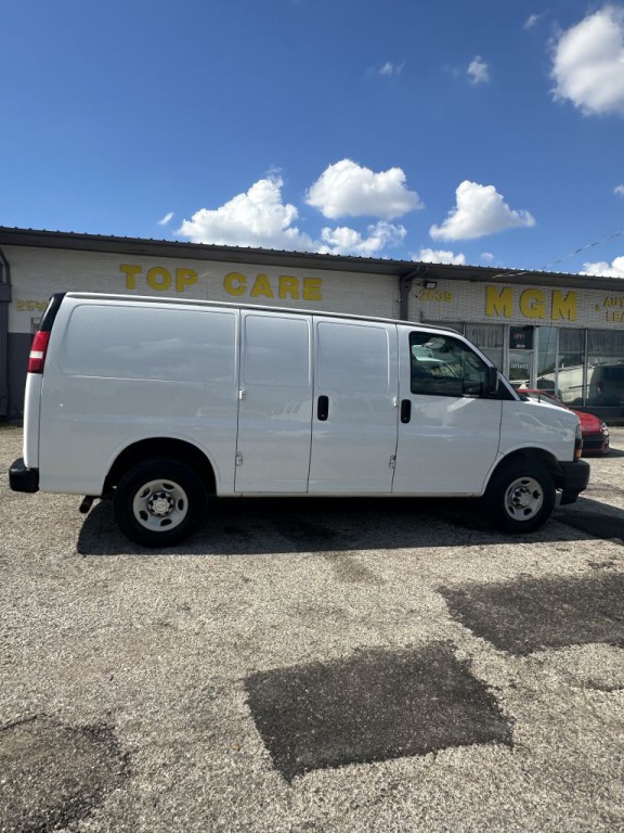 2019 Chevrolet Express Image 7