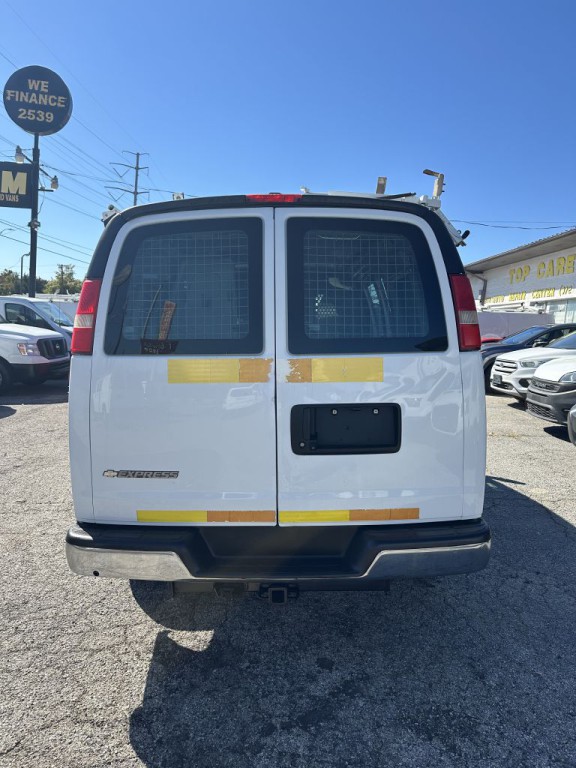2014 Chevrolet Express Image 5