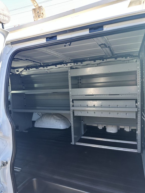 2014 Chevrolet Express Image 11