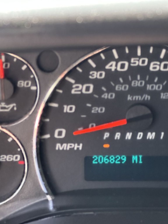 2011 Chevrolet Express Image 15