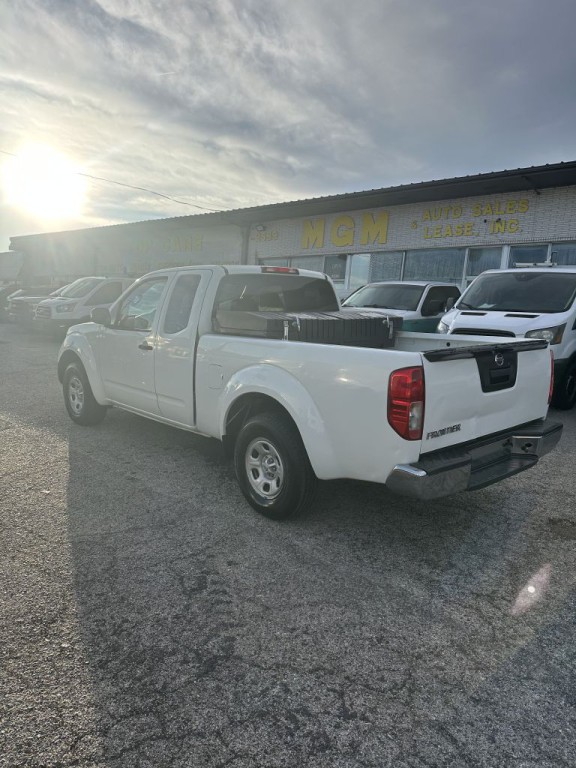 2016 Nissan Frontier Image 4
