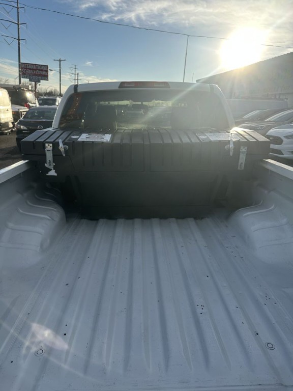 2016 Nissan Frontier Image 14