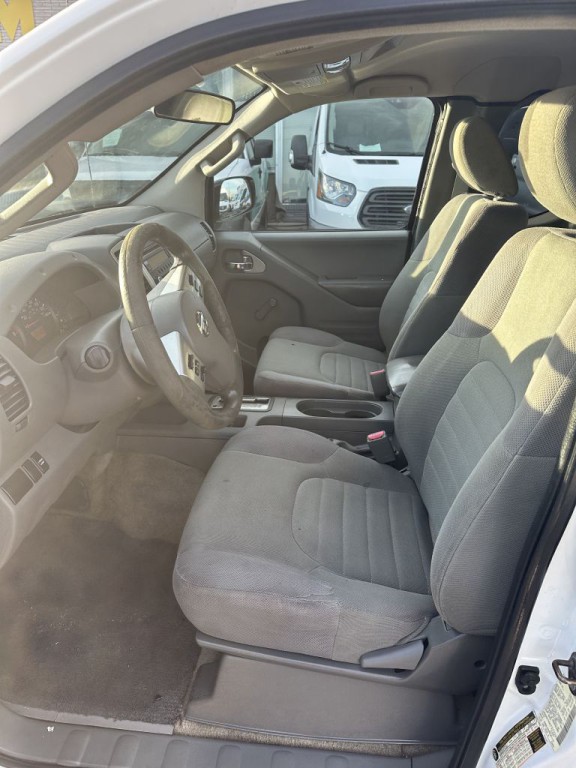 2016 Nissan Frontier Image 16