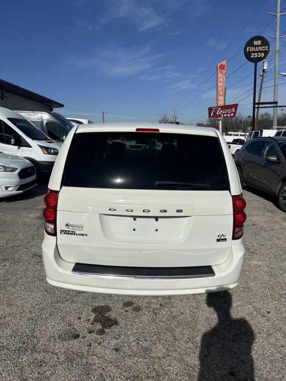 2011 Dodge Grand Caravan Image 5