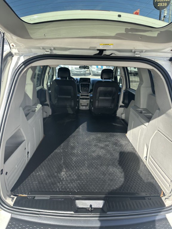 2011 Dodge Grand Caravan Image 14