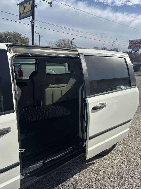 2011 Dodge Grand Caravan Image 15
