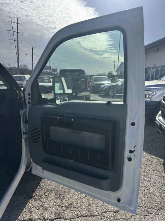 2013 Ford F-250 Image 11