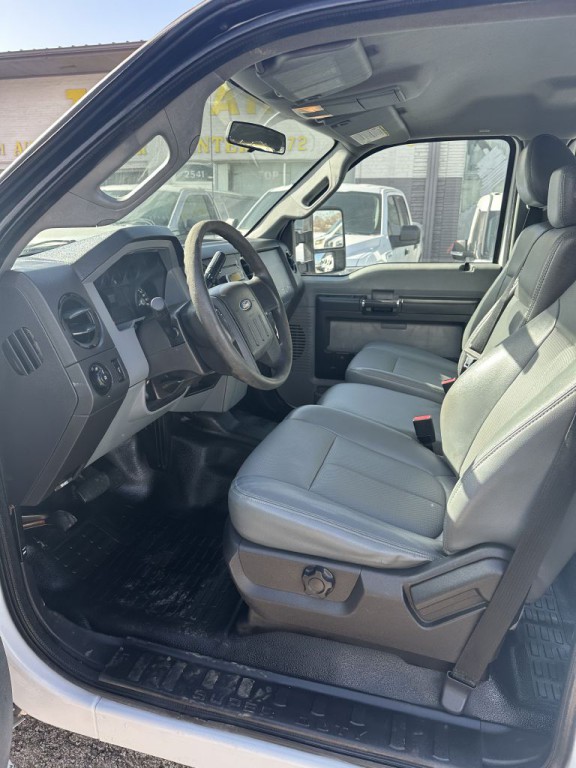 2013 Ford F-250 Image 18