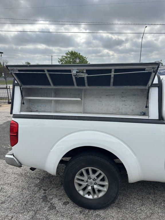 2015 Nissan Frontier Image 10