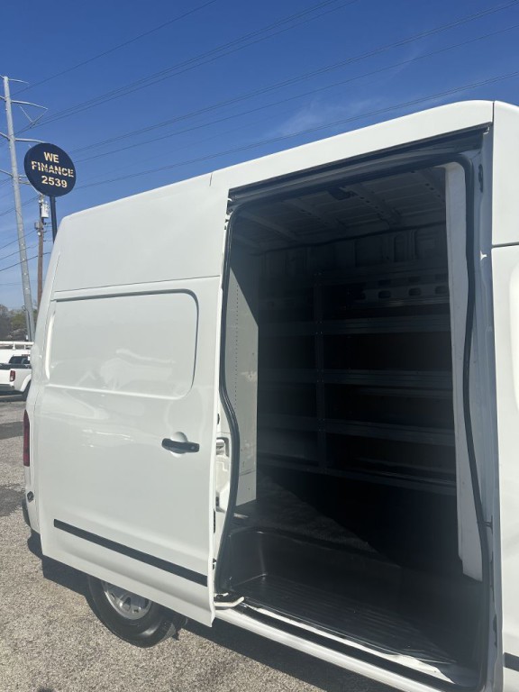 2020 Nissan NV Image 11