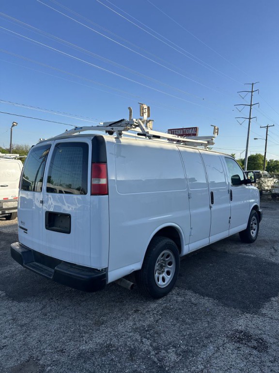 2014 Chevrolet Express Image 6