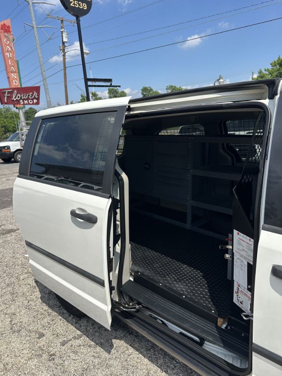 2011 Dodge Grand Caravan Image 11