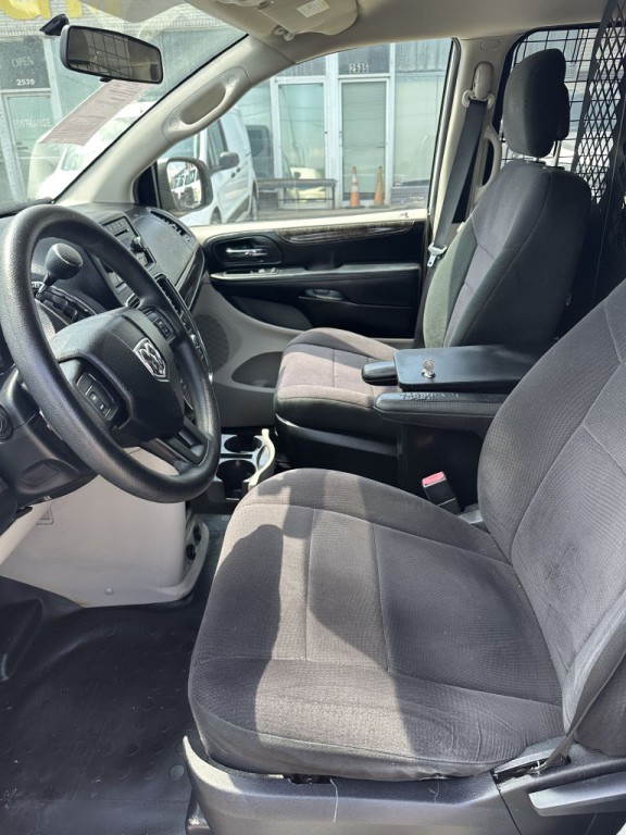 2011 Dodge Grand Caravan Image 18