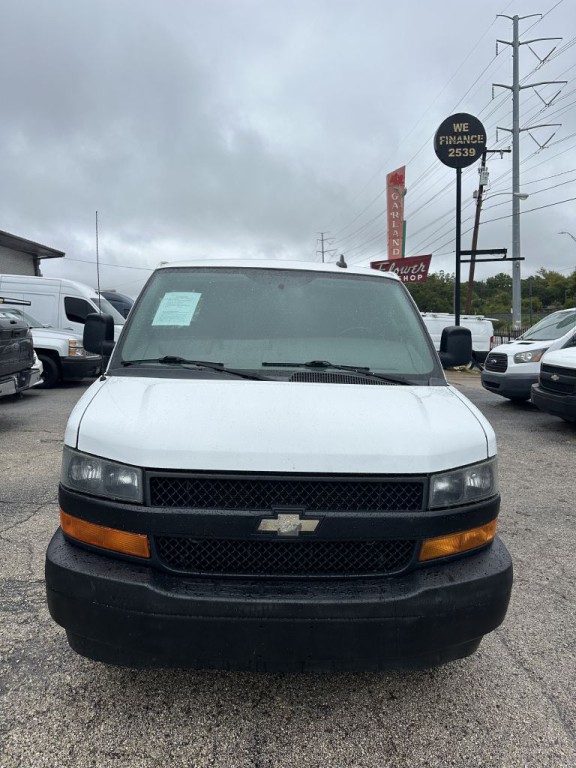 2018 Chevrolet Express Image 8