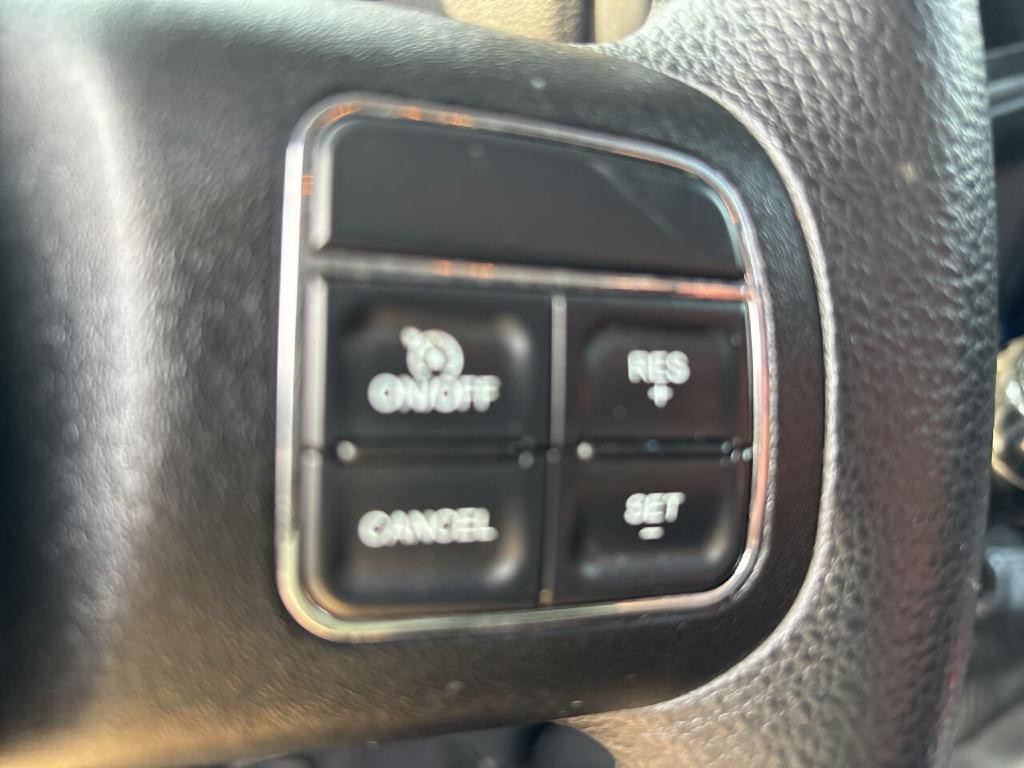 2015 Jeep Wrangler Image 18