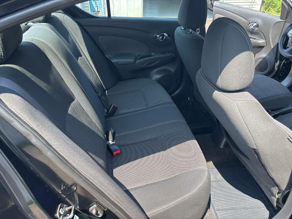 2014 Nissan Versa Image 16