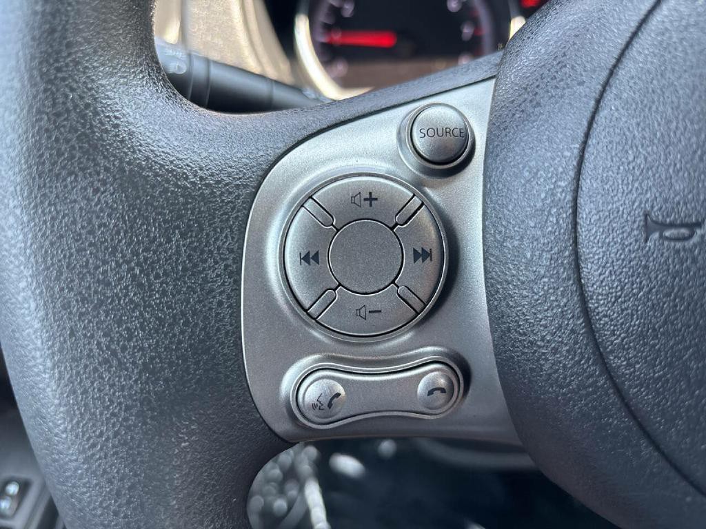 2014 Nissan Versa Image 26