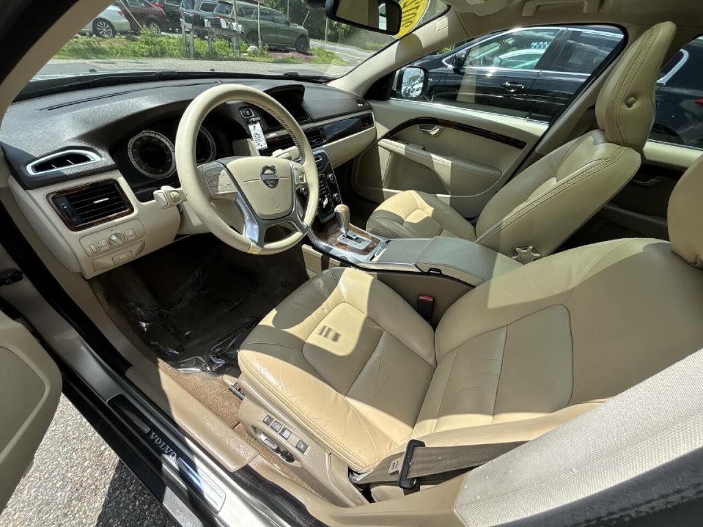 2012 Volvo XC70 Image 8