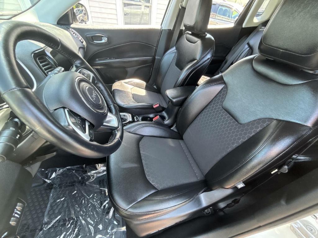 2021 Jeep Compass Image 9