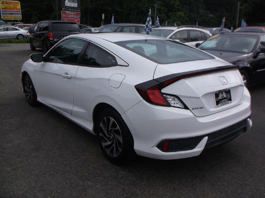 2017 Honda Civic Image 5