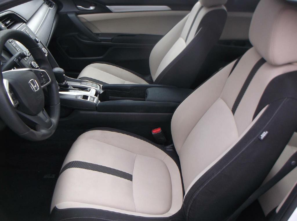 2017 Honda Civic Image 9