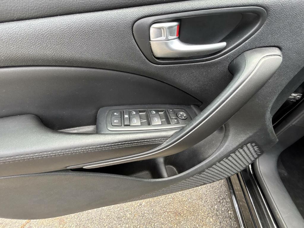 2013 Dodge Dart Image 9