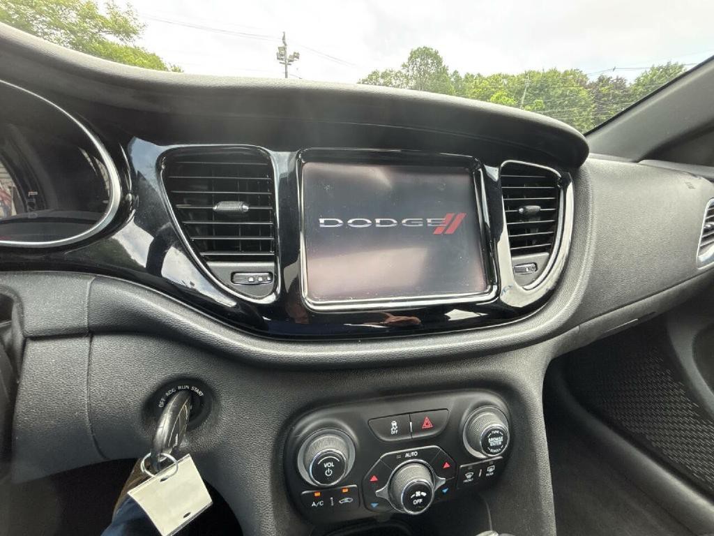 2013 Dodge Dart Image 21