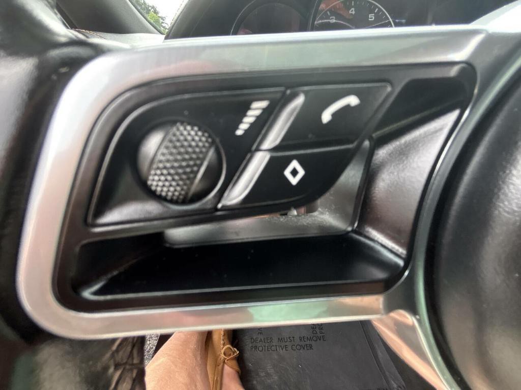2017 Porsche Cayenne Image 27