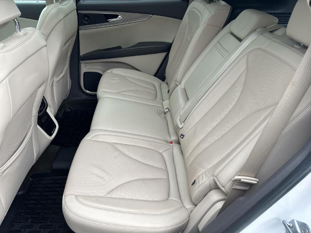 2019 Lincoln Nautilus Image 11